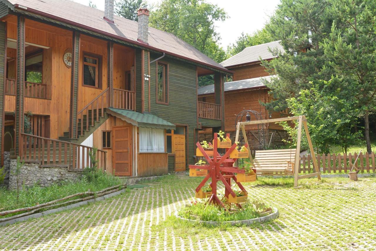 Abant Korudam Bungalov Butik Otel Eksteriør billede